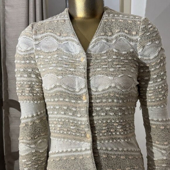 St John Elegant Cream and Gray Women's Sweater - Picture 5 of 10